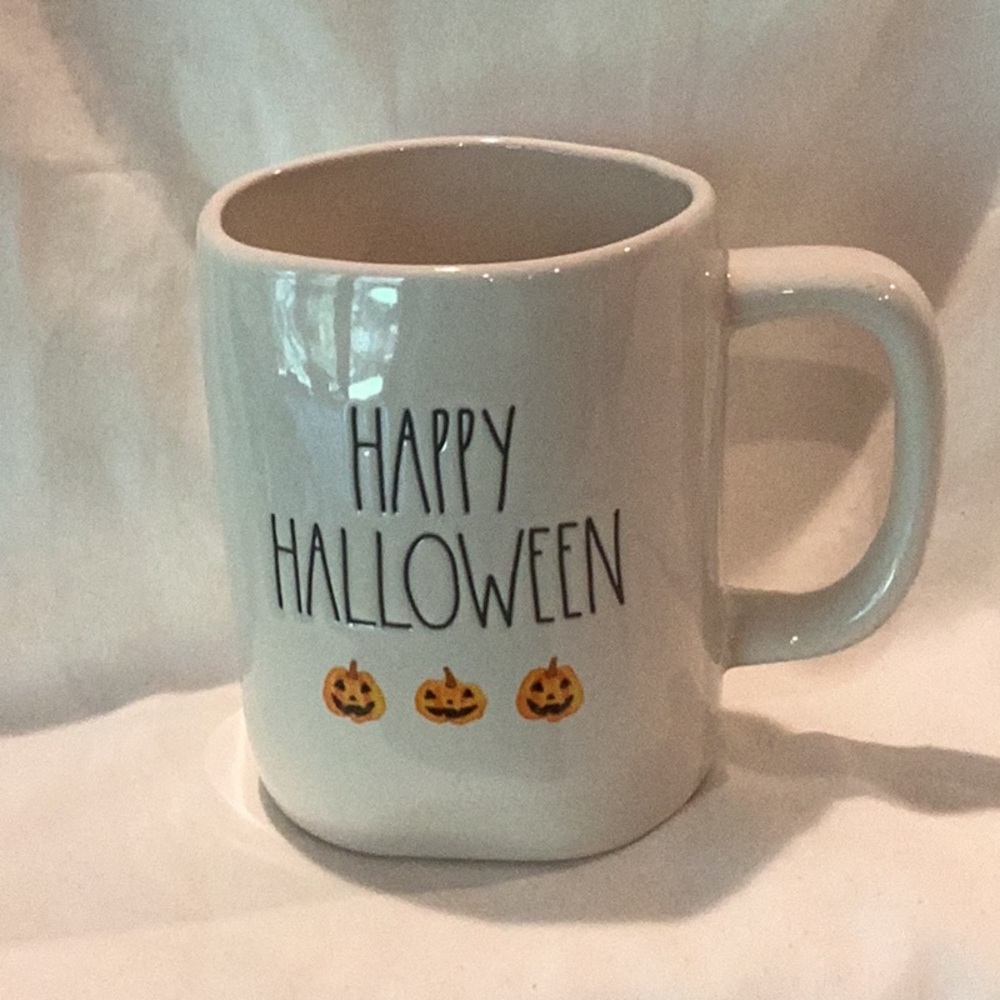 Rae Dunn HAPPY HALLOWEEN mug